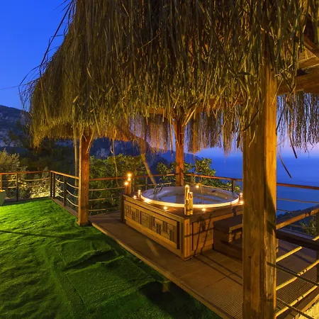 Lissiya 호텔 파랄리아