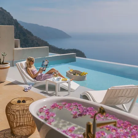 Lissiya 호텔 파랄리아