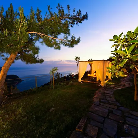 Hotel Lissiya 4*