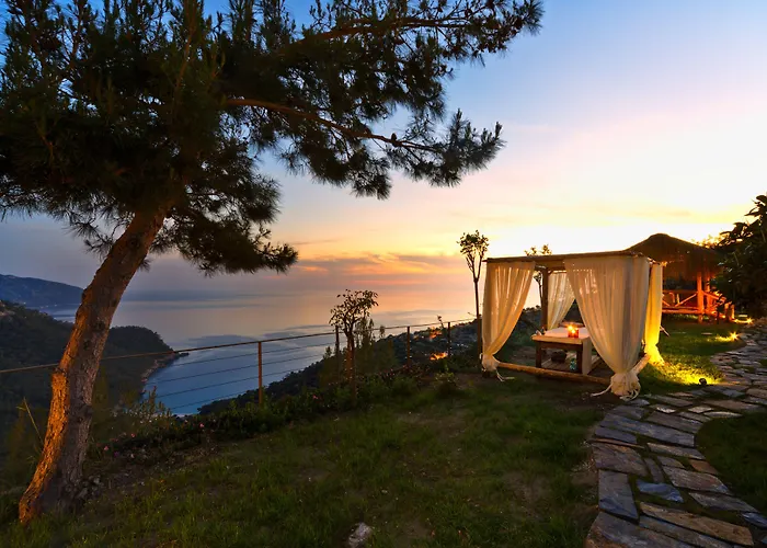 Lissiya Hotel Faralya